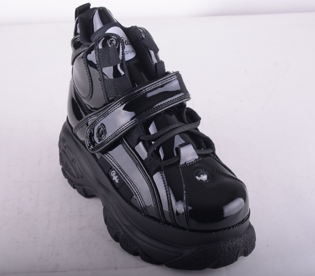 Buffalo London 1348 14 Lack Negro Buffalo London 1348 14 2.0 | 1534061 | Black | Sneakers | Skor
